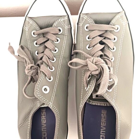 Converse Leather All Star Grey Shoes Unisex Men Size 10 + Socks - Picture 4 of 9